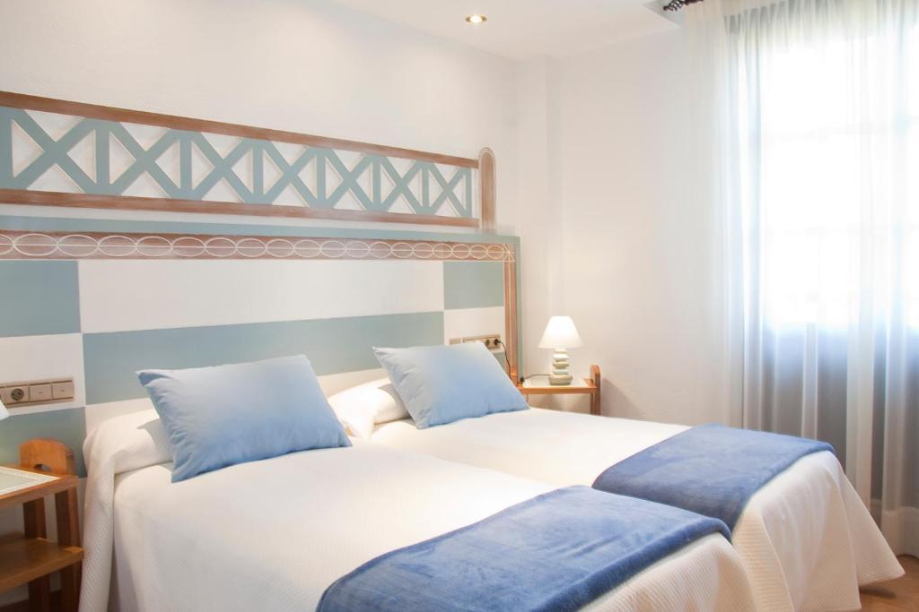 Posada La Torre De Los Isla & Spa Beranga Room photo